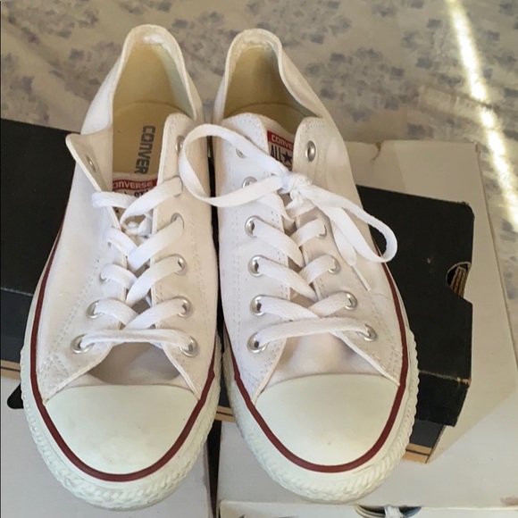 All white converse - Picture 1 of 3